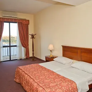 Hotell By St